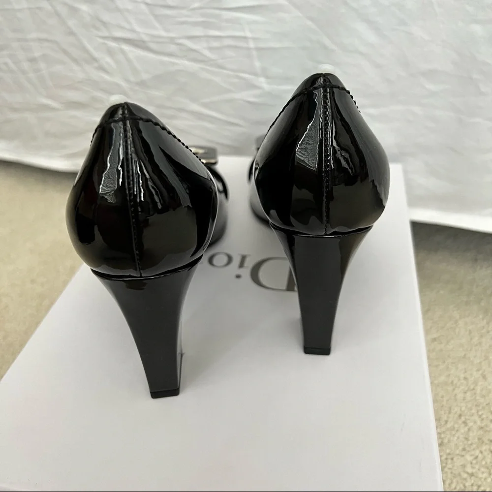 DIOR Buckle Black Patent Heels - Picture 4 of 8